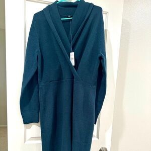 Dark green long sleeve dress